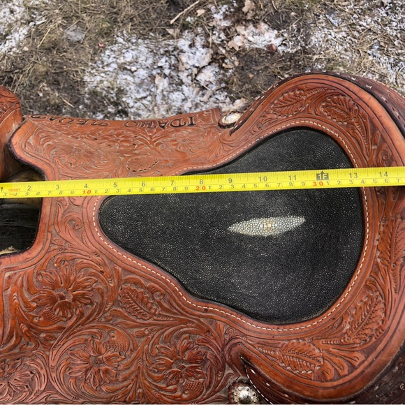 Scott Thomas Team Roping Saddle - Picture 9 of 16